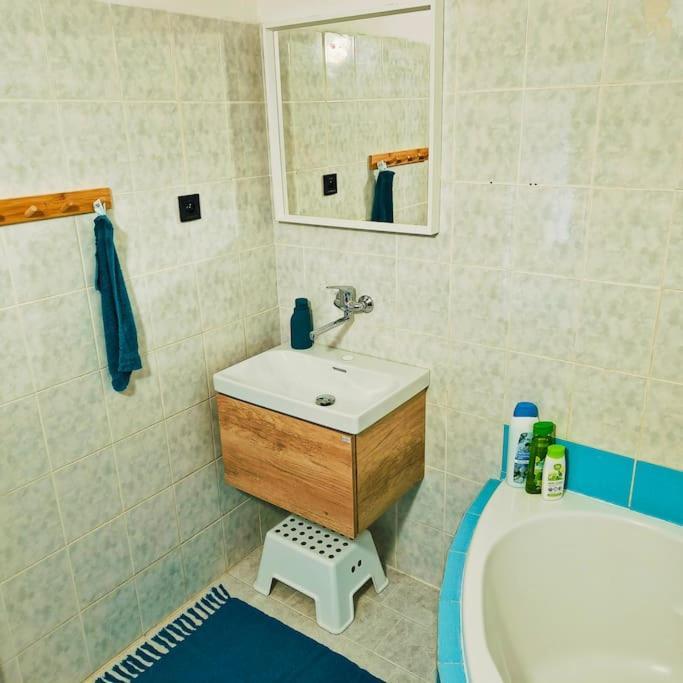 Cervena Cesta Apartment Kunovice Ngoại thất bức ảnh