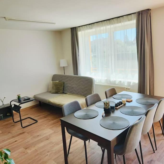 Cervena Cesta Apartment Kunovice Ngoại thất bức ảnh